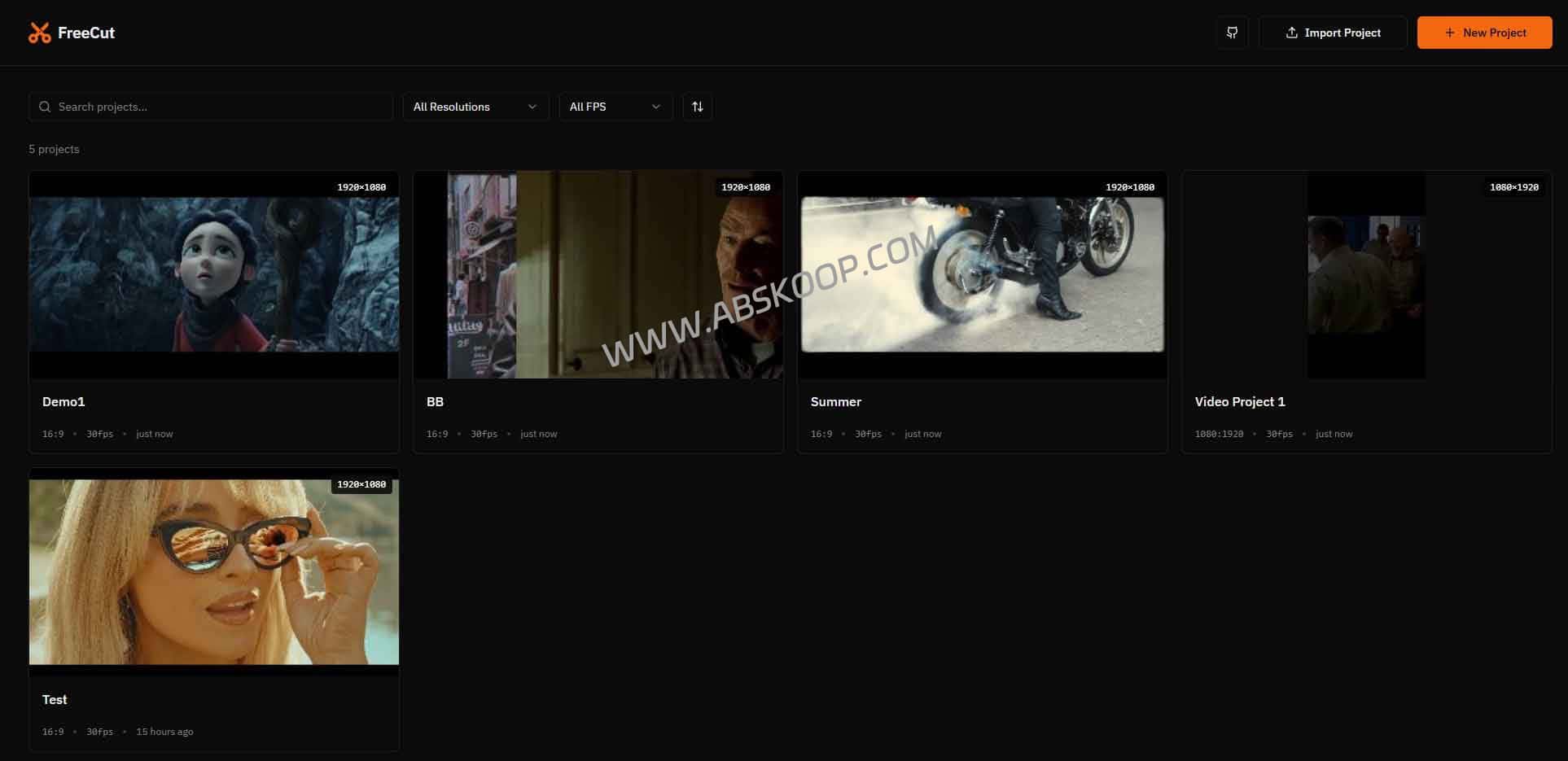 想在浏览器里剪辑视频又担心素材上传慢或隐私泄露？试试 FreeCut 这款本地化开源编辑器